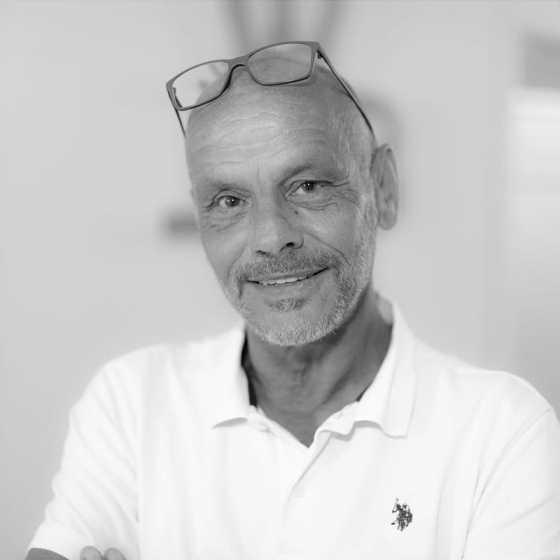 Profilbild von Holger Karen - Dipl.-Ing. (FH) Innenarchitekt - Kalkulation, Einkauf, Vergabe